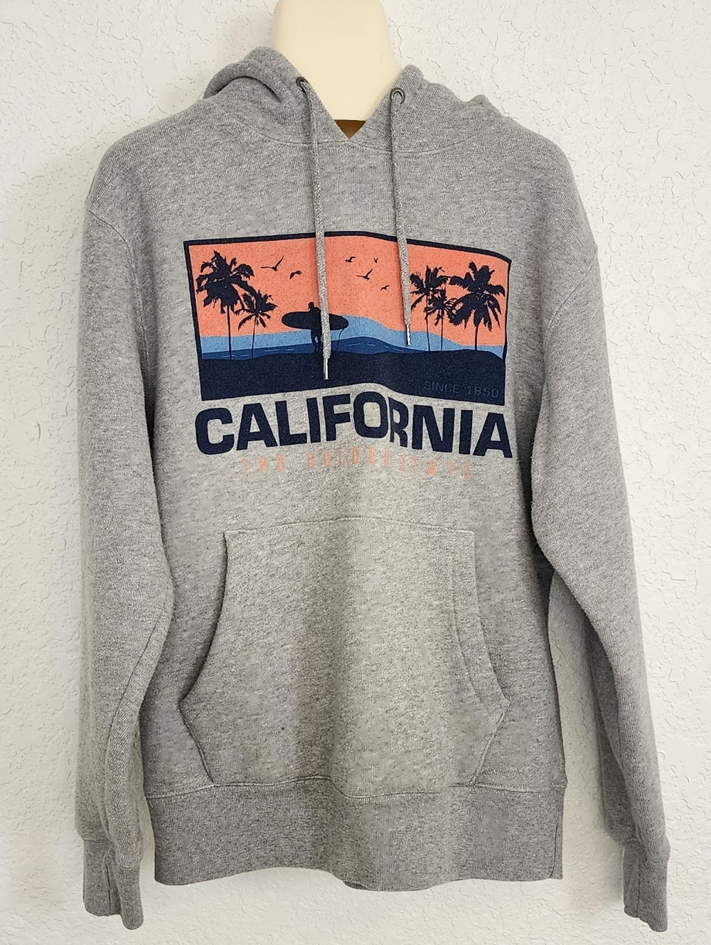 State of Mind Men's California Surf Graphic Gray Hoodie Size S Beach Layering